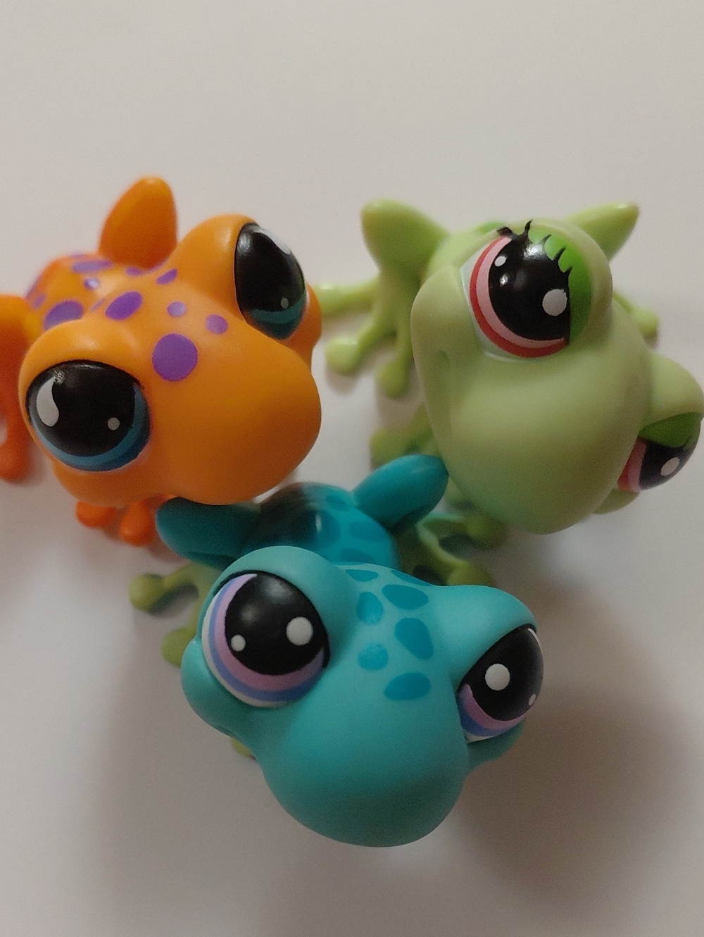 3 Frog Lot - Littlest Pet Shop Frogs - Collectible Toys - Picture 6 of 7